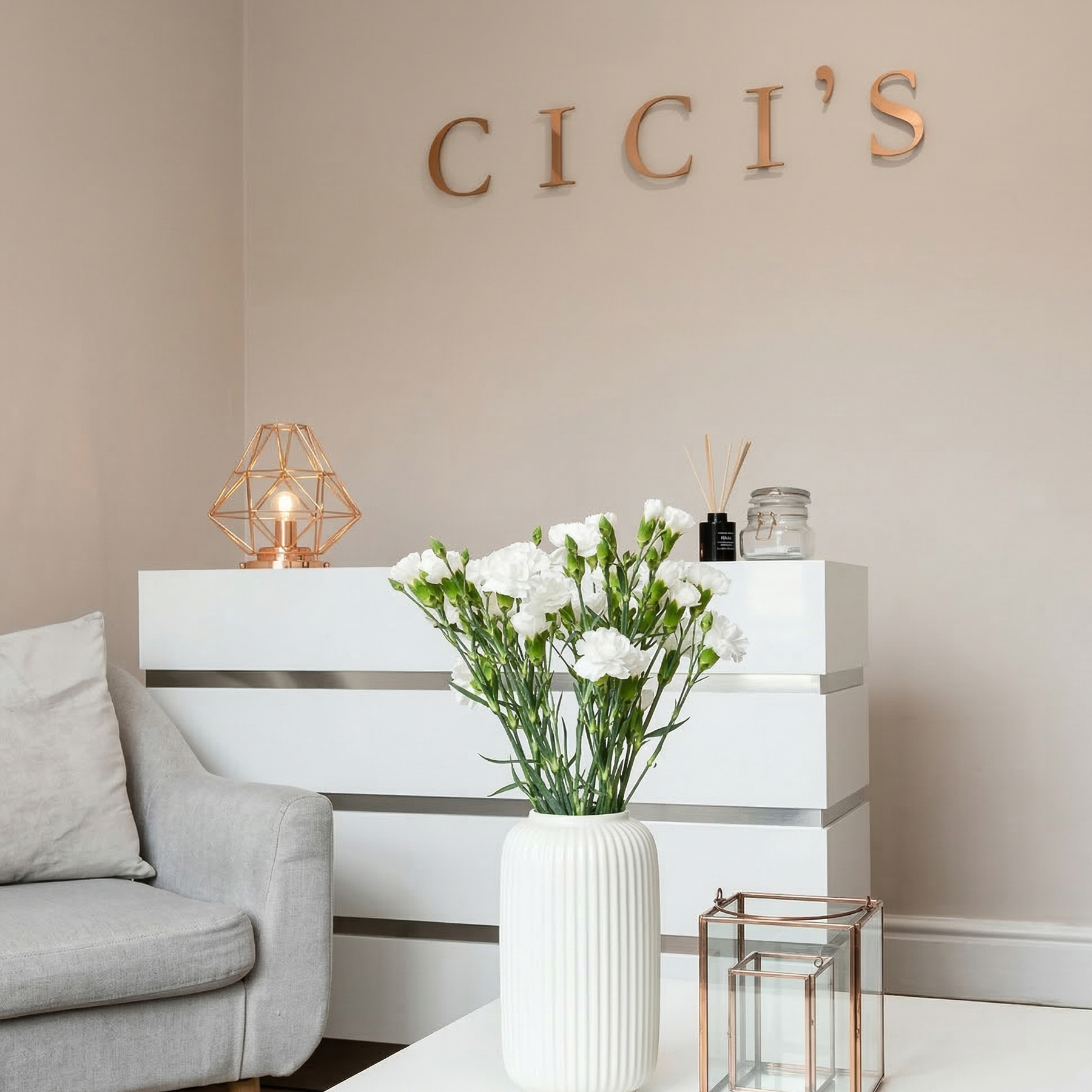CiCi's Beauty Lounge Huddersfield Storefront